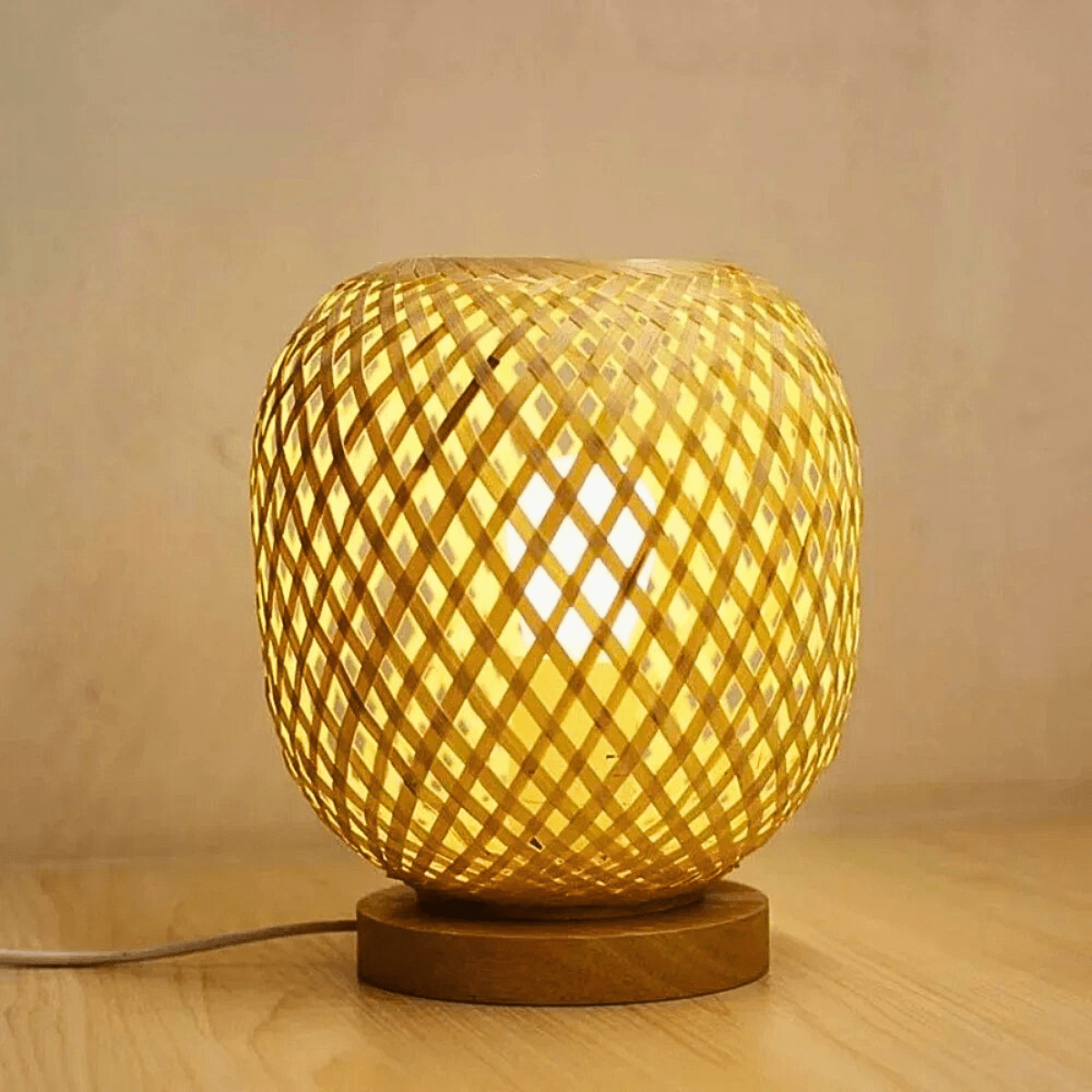 Lampe de Chevet Confectionnée en Bambou